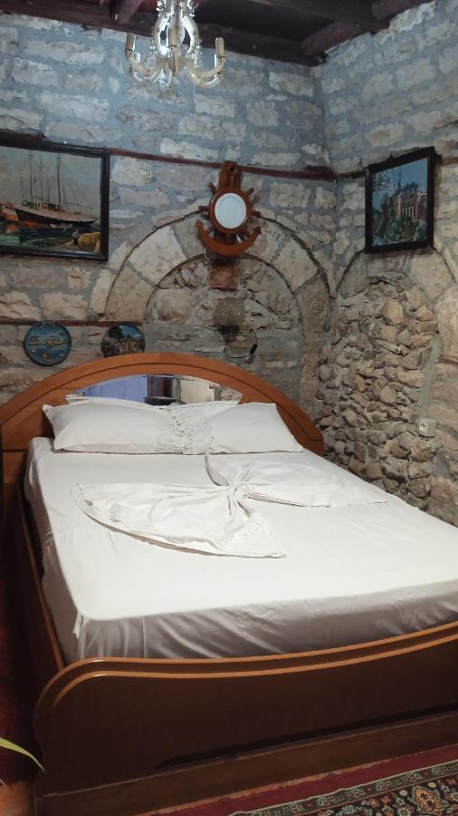 Karafil Guesthouse Gjirokaster Ngoại thất bức ảnh