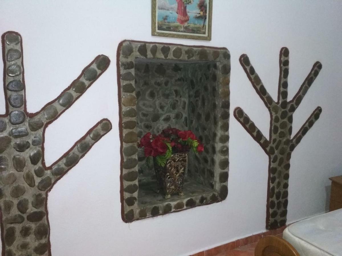 Karafil Guesthouse Gjirokaster Ngoại thất bức ảnh