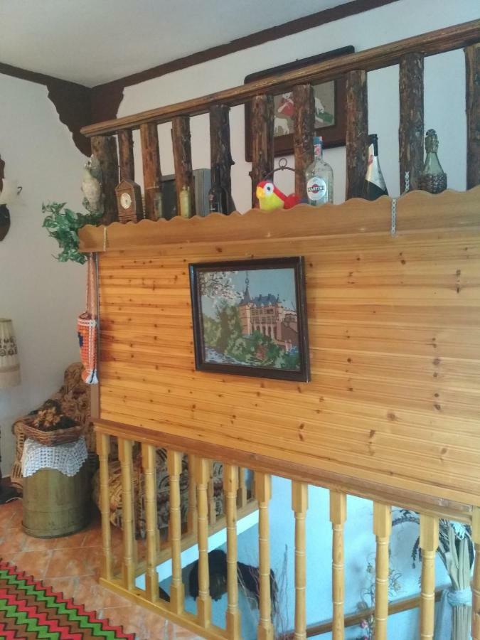 Karafil Guesthouse Gjirokaster Ngoại thất bức ảnh